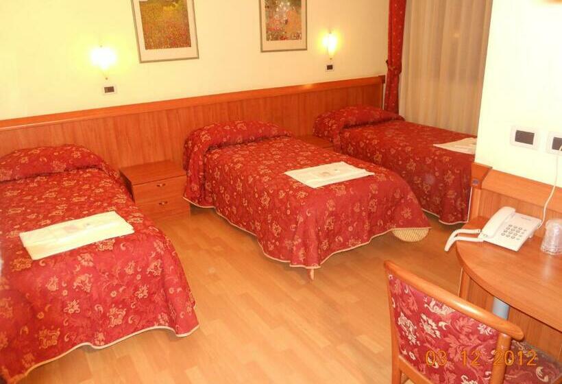 اتاق استاندارد سه نفره, Val Di Sangro