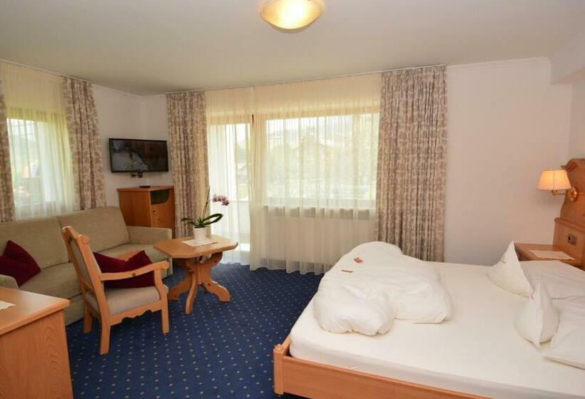 اتاق کلاسیک, Parc Hotel Tyrol
