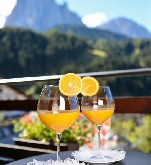 اتاق استاندارد با چشم‌انداز کوهستان, Vitalhotel Dosses