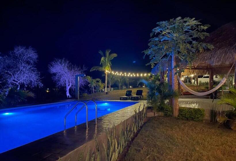 بنگله خانوادگی, Bungalow Ballena C/vistas Increíbles Al Océano Pacífico
