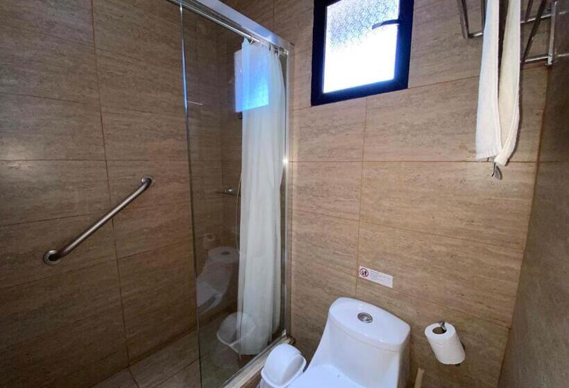 سوئیت با تخت بزرگ, Cabañas Caleta Hueso