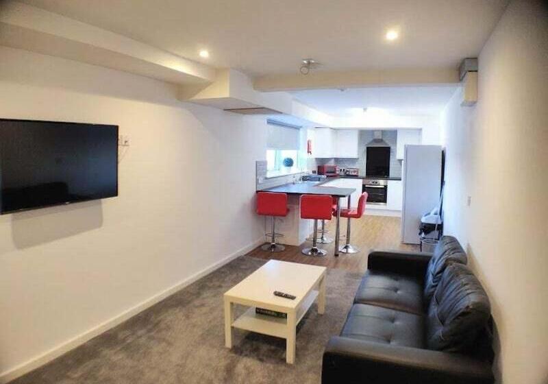 اتاق استاندارد, Liverpool Stays   Kempston Court