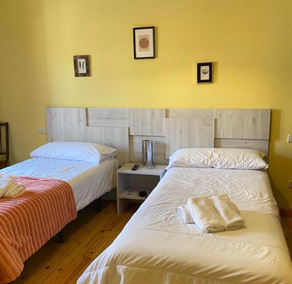 اتاق استاندارد, Restaurante Agapio De Tresniño