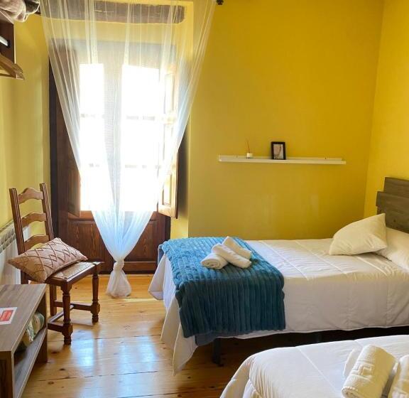 اتاق استاندارد, Restaurante Agapio De Tresniño