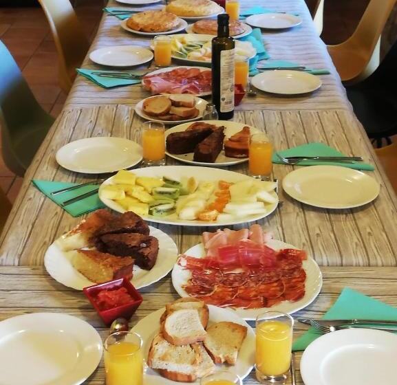 اتاق استاندارد یک نفره, Restaurante Agapio De Tresniño