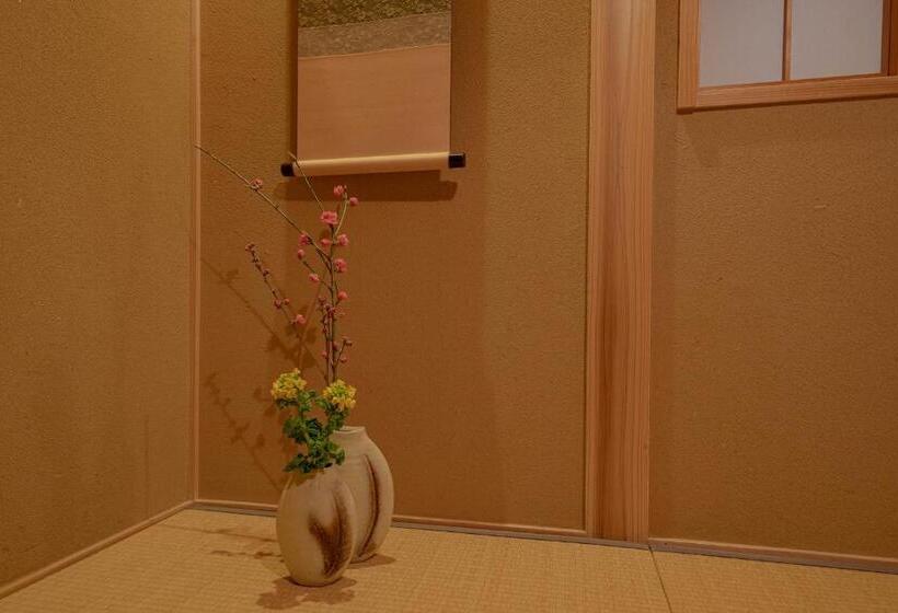 غرفة قياسية ثلاثية, Saju Kyoto 茶住 京都