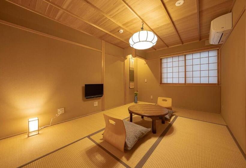 غرفة قياسية ثلاثية, Saju Kyoto 茶住 京都