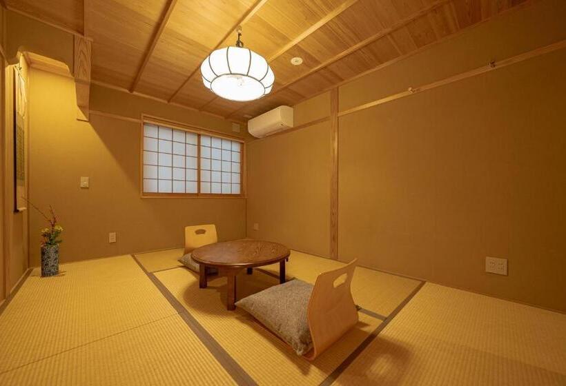 غرفة قياسية ثلاثية, Saju Kyoto 茶住 京都