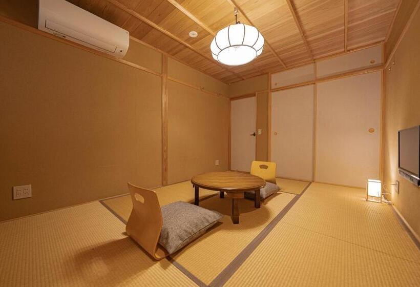 غرفة قياسية ثلاثية, Saju Kyoto 茶住 京都