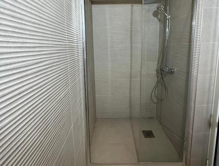 اتاق استاندارد سه نفره, Apartmani Simona
