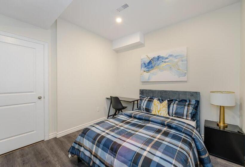 اتاق استاندارد, Private Basement Bedrooms In Oakville