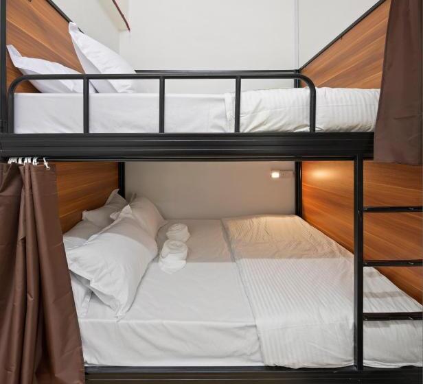 تختخواب در اتاق مشترک, 7 Wonders Hostel @ Upper Dickson