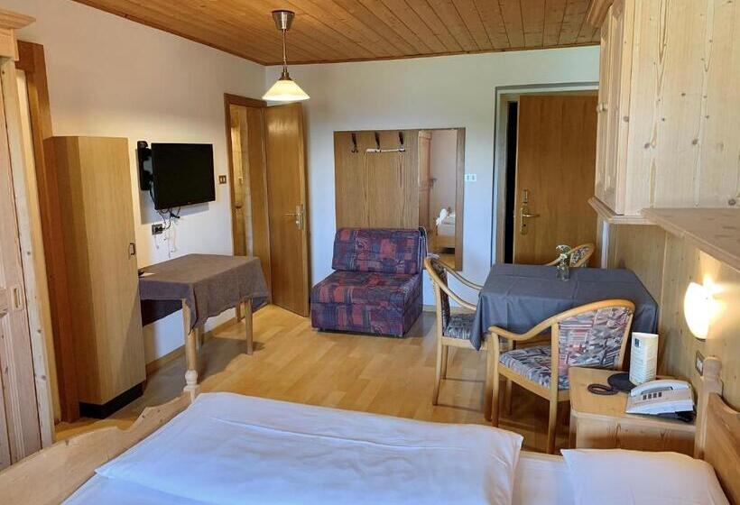 استودیوی استاندارد, Apparthotel Germania
