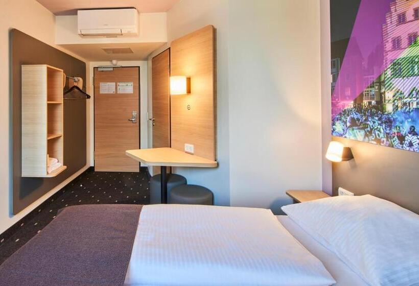اتاق استاندارد, B&b Hotel Frankfurt Niederrad