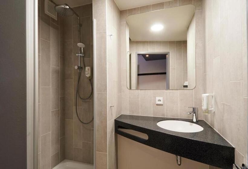 اتاق خانوادگی, B&b Hotel Frankfurt Niederrad