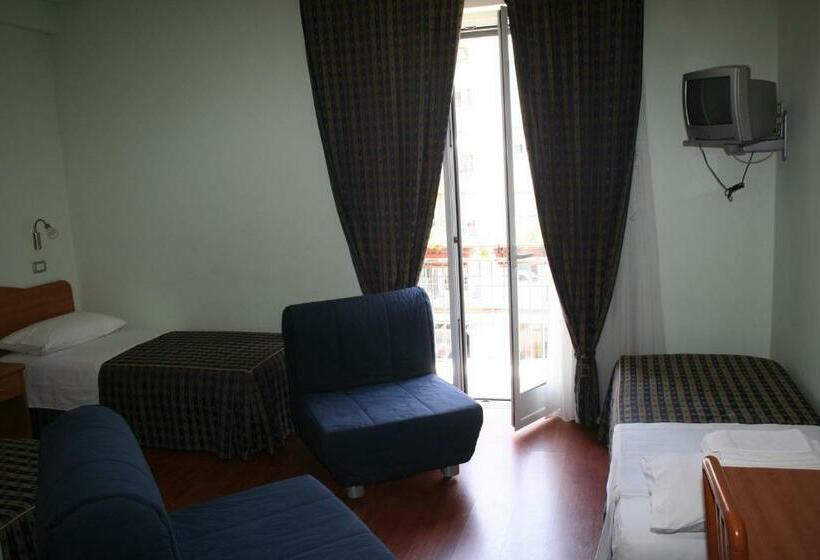 اتاق استاندارد چهار تخته, B&b Luna Blu