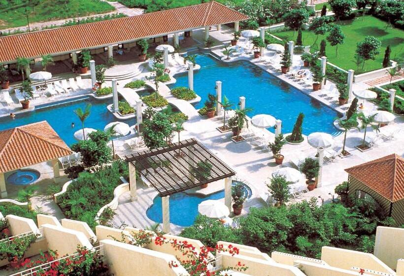 اتاق خانوادگی, Grand Coloane Resort