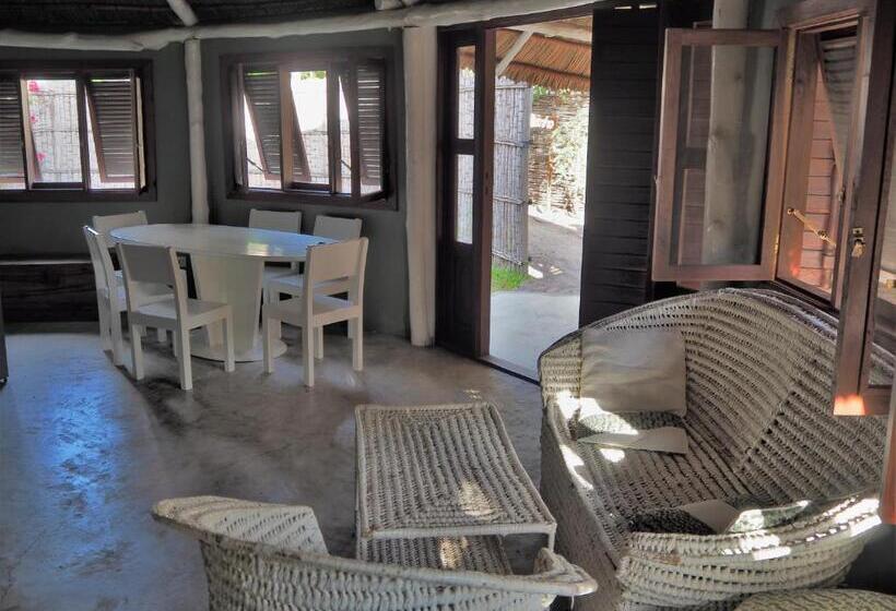 کابین, Casa Jules