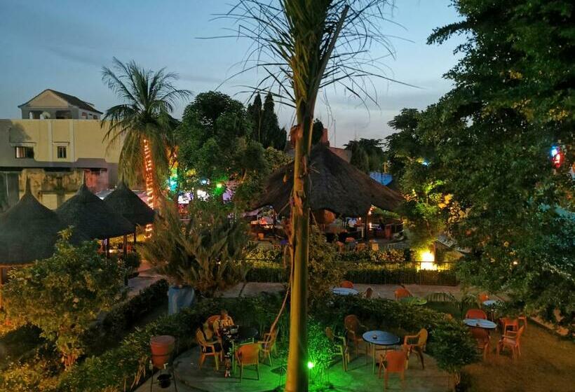 سوئیت با بالکن, Le Baobab