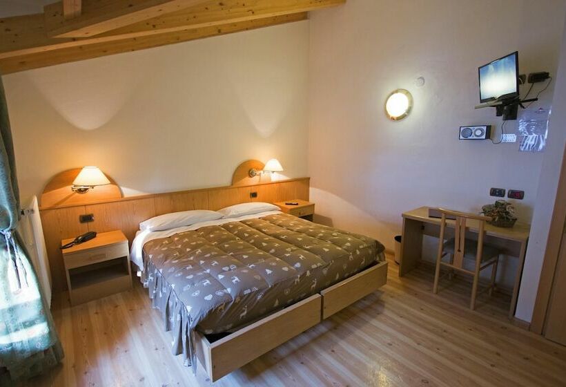 اتاق استاندارد با بالکن, Miravalle
