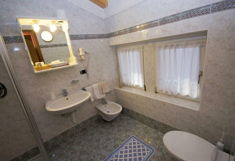اتاق استاندارد, Miravalle