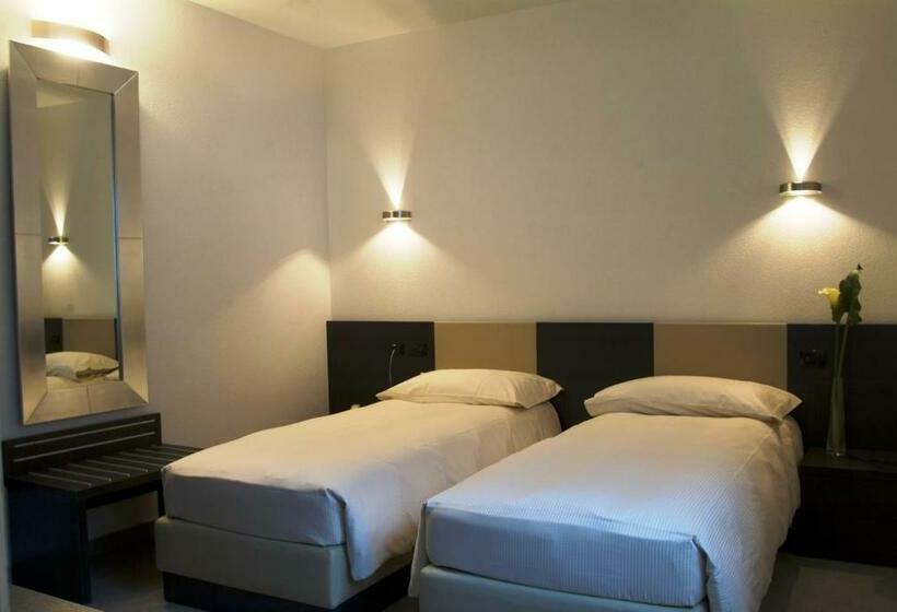 اتاق استاندارد یک نفره, San Lorenzo Chiavenna