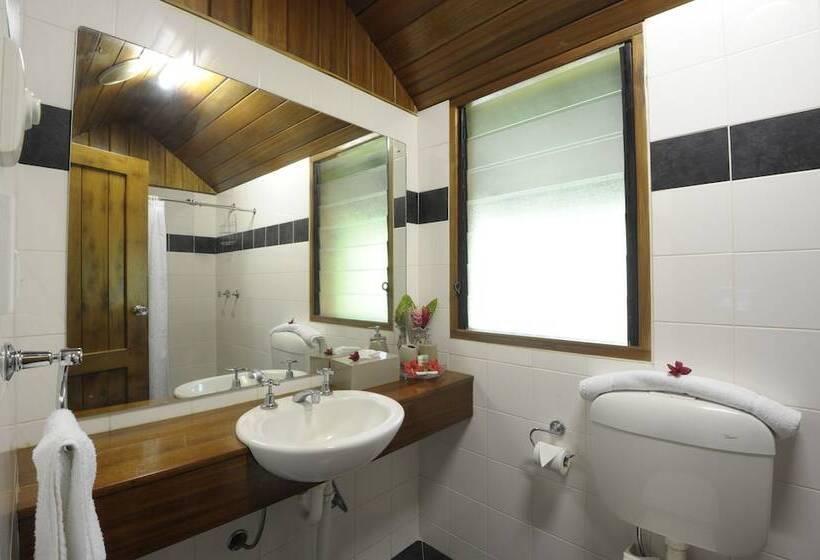 سوییت اجرایی, Kokopo Beach Bungalow Resort