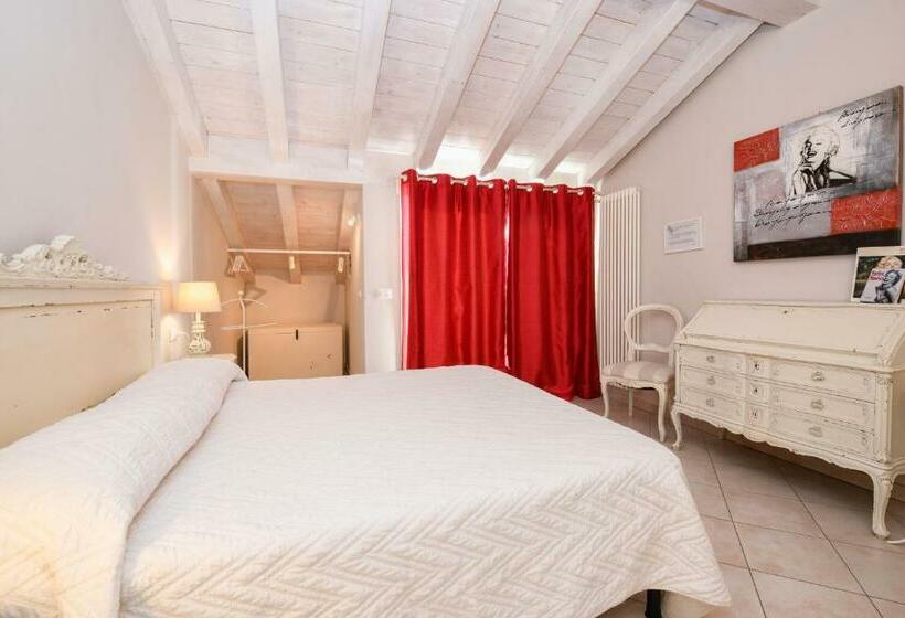 اتاق استاندارد با چشم‌انداز دریاچه, Le Rêve B&b   Lake View Rooms