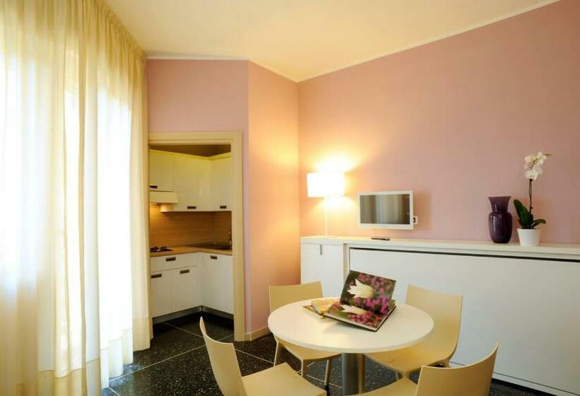 استودیوی استاندارد, Residence Oliveto