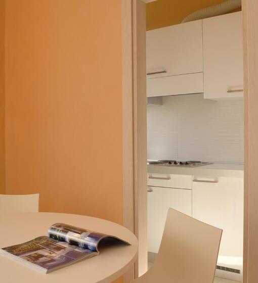 آپارتمان 1 خوابه با چشم‌انداز استخر, Residence Oliveto