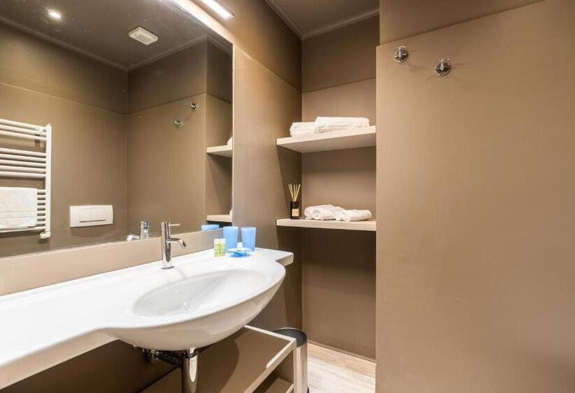 اتاق استاندارد با چشم‌انداز استخر, Residence Oliveto