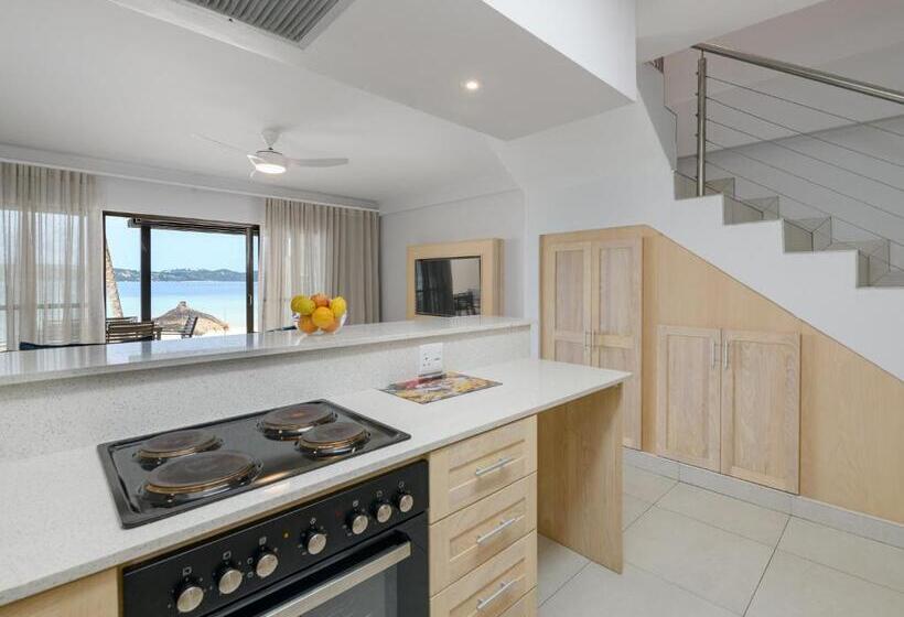 3 Bedroom Duplex Apartment, San Martinho Beach Club