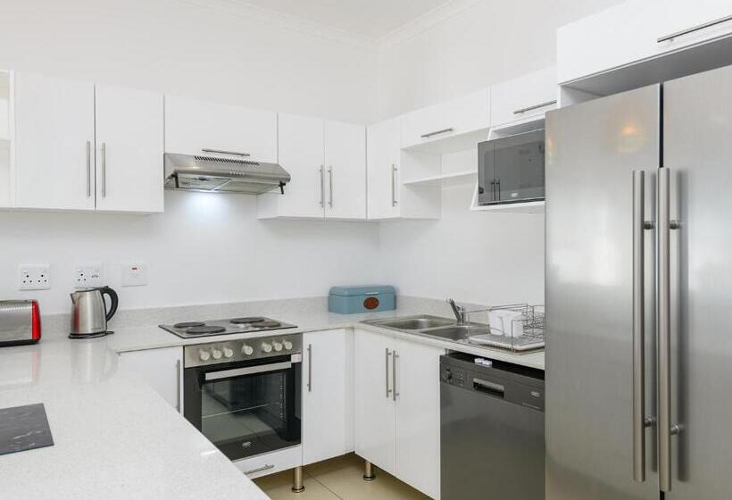 2 Bedroom Deluxe Villa with Pool, San Martinho Beach Club