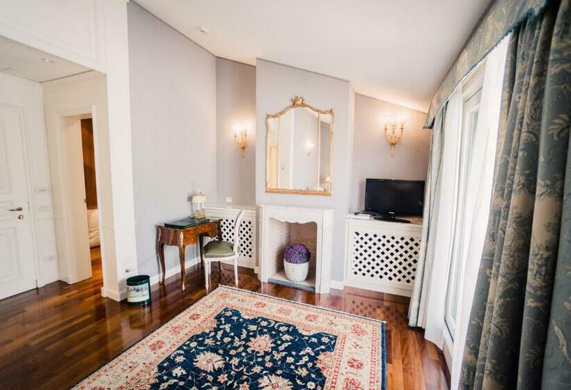 اتاق لوکس با چشم‌انداز, Versilia Golf Resort