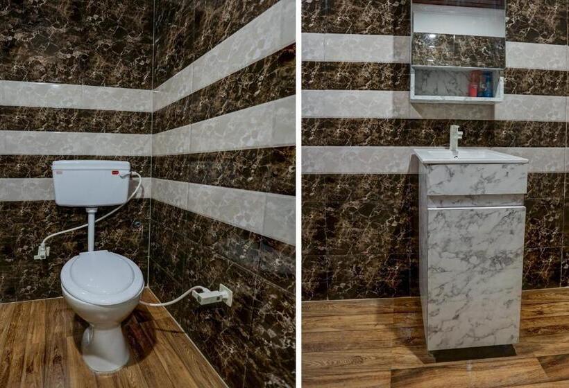 اتاق کلاسیک سه تخته, Super Collection O Hotel Walk Inn