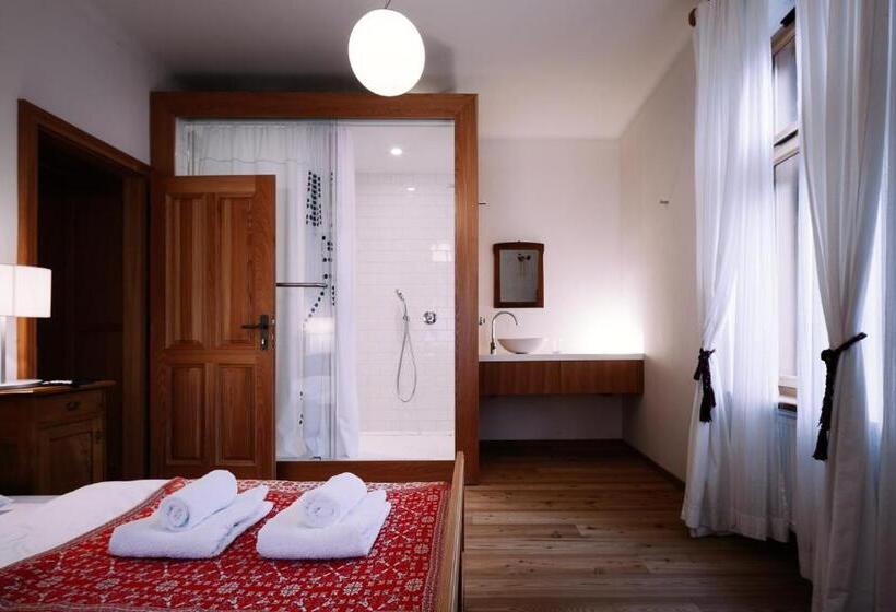 آپارتمان 1 خوابه, Pr Gavedarjo Eco Heritage B&b