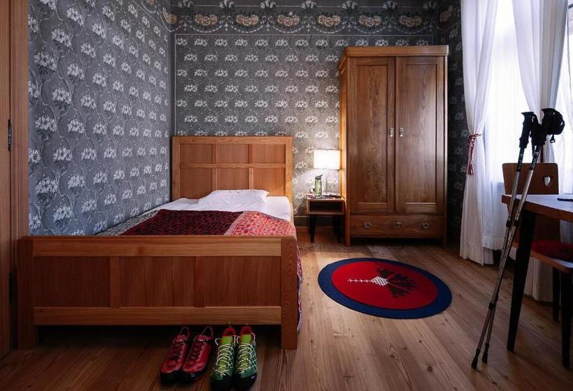 اتاق استاندارد, Pr Gavedarjo Eco Heritage B&b