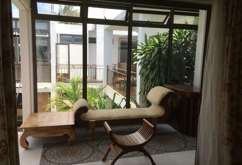 اتاق لوکس, Villa Alizee