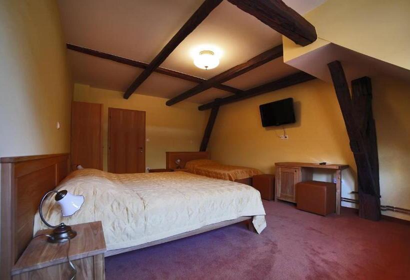 اتاق استاندارد سه نفره, Bed & Breakfast šilak