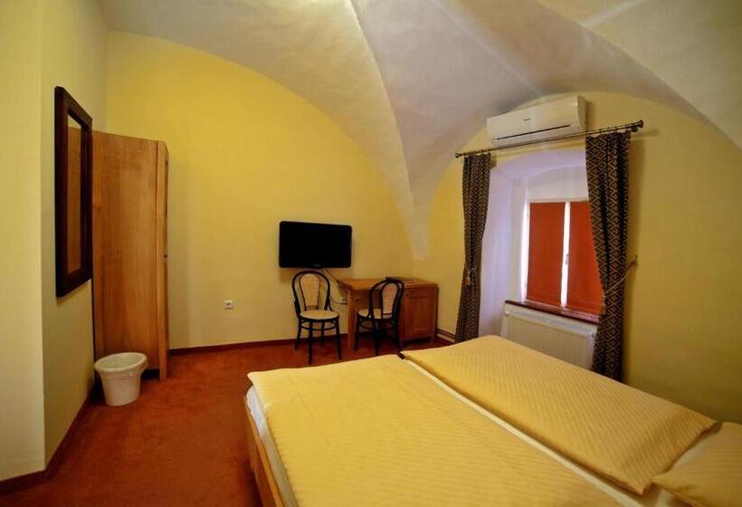 اتاق استاندارد با بالکن, Bed & Breakfast šilak