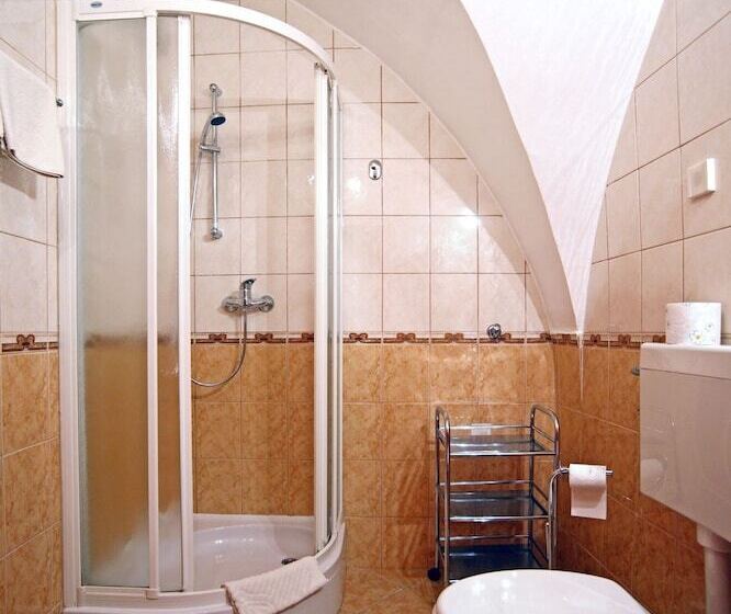 اتاق استاندارد, Bed & Breakfast šilak
