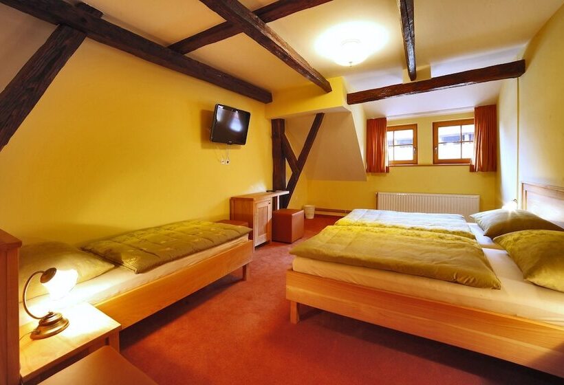 اتاق استاندارد سه نفره, Bed & Breakfast Silak