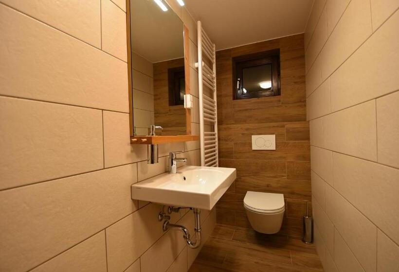 اتاق استاندارد یک تخته با بالکن, Privillage Stare   B&b