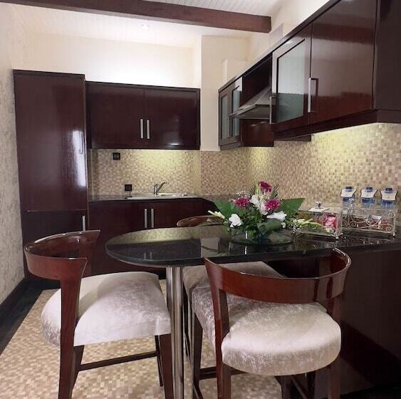 سوئیت رویال, Heritage Luxury Suites  All Suite