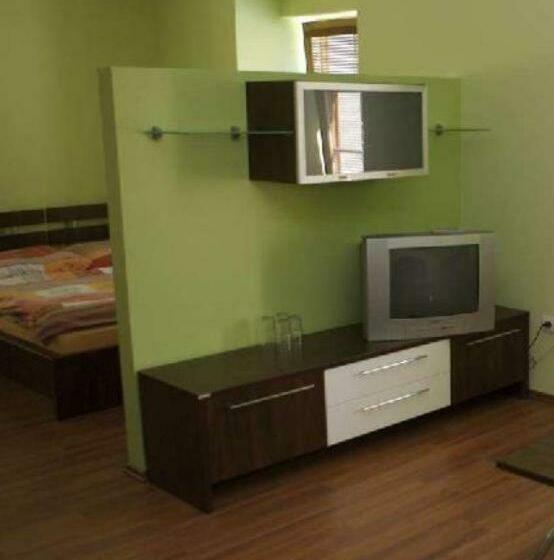 اتاق استاندارد سه نفره, Penzion Stara Fara