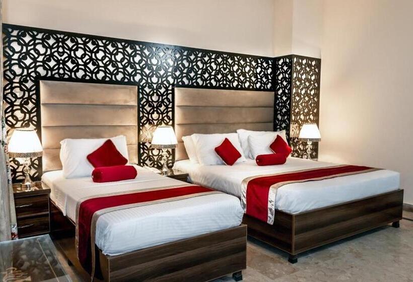 اتاق اجرایی سه نفره, Rose Palace Hotel, Gulberg