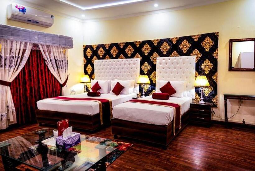 اتاق اجرایی سه نفره, Rose Palace Hotel, Gulberg