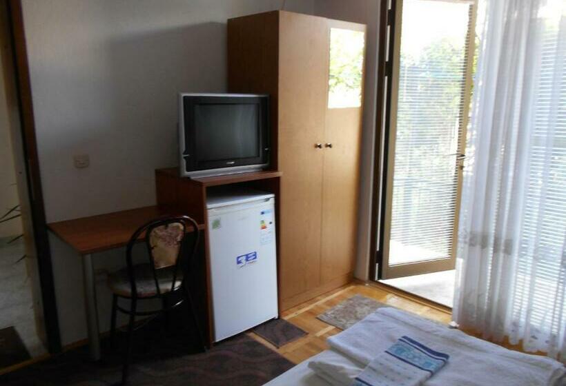 اتاق استاندارد, Residence Krstanoski