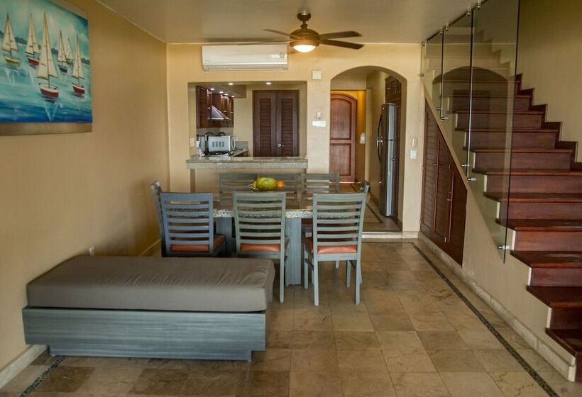 ویلا دلوکس 3 خوابه, Aca Suites Ixtapa