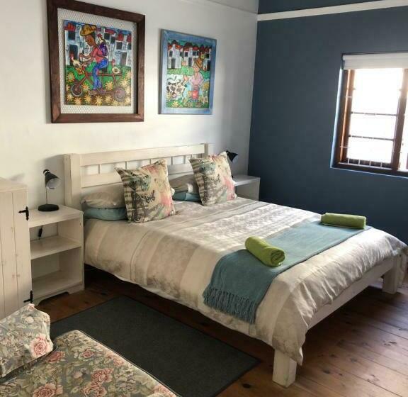 اتاق استاندارد با سرویس بهداشتی مشترک, Hermanus Backpackers & Budget Accommodation